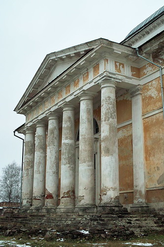 SDIM0348  Boris-Gleb Monastery in Torzhok. The Boris-Gleb Cathedral (1785-96). South portico ©  carlfbagge
