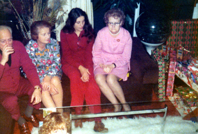 19761224 - Christmas Eve - Jim, Ronnie, Clint, Marcia, Phyllis