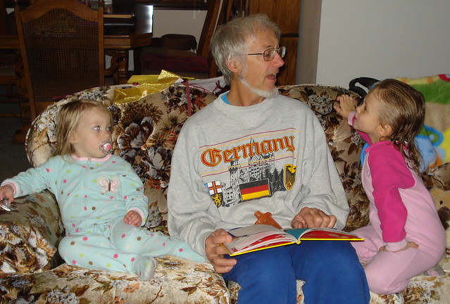 Bedtime story with Opa