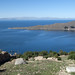 Vista del lago Titicaca dalla Isla del Sol
