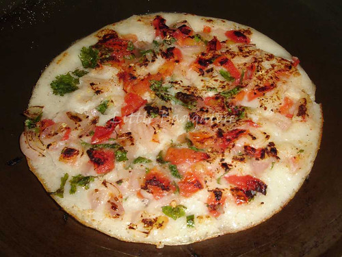Both sided cooked Uttapam