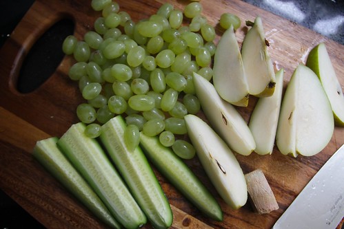 grape cucumber pear juice