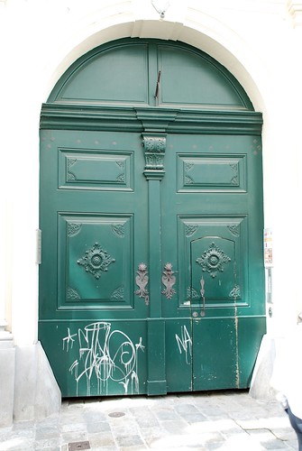 Green door ©  Andrey