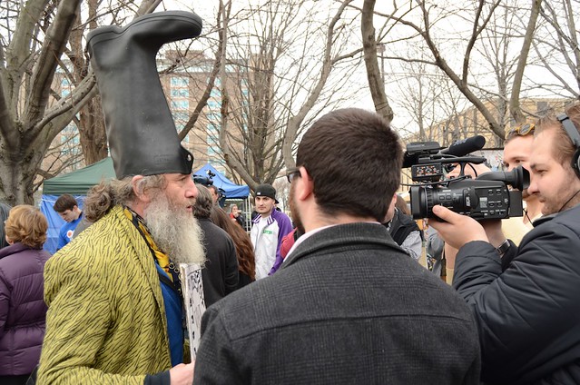 Vermin Supreme gets interviewed - NEW HAMPSHIRE PRIMARY