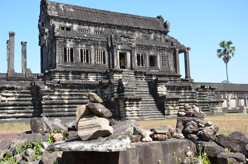 : Side Buildings of Angkor Wat