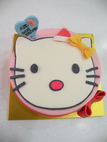 BCK Hello Kitty Cake