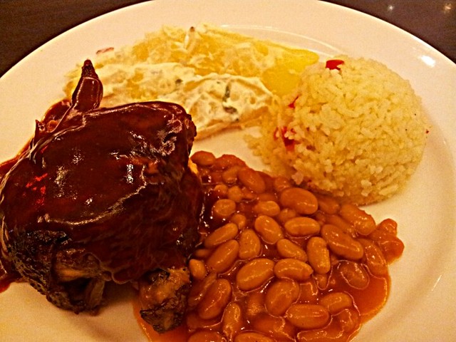 Late lunch at KENNY ROGERS Roasters..
