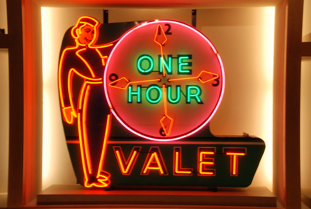 One hour valet neon sign -- Kalamazoo Valley Museum 055
