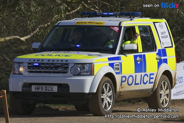 car events transport police policecar landrover discovery bluelight 999 rallycar carrace roadvehicle sunseekerrally rallyesunseeker somerleypark sigma50500mmf463apohsmex