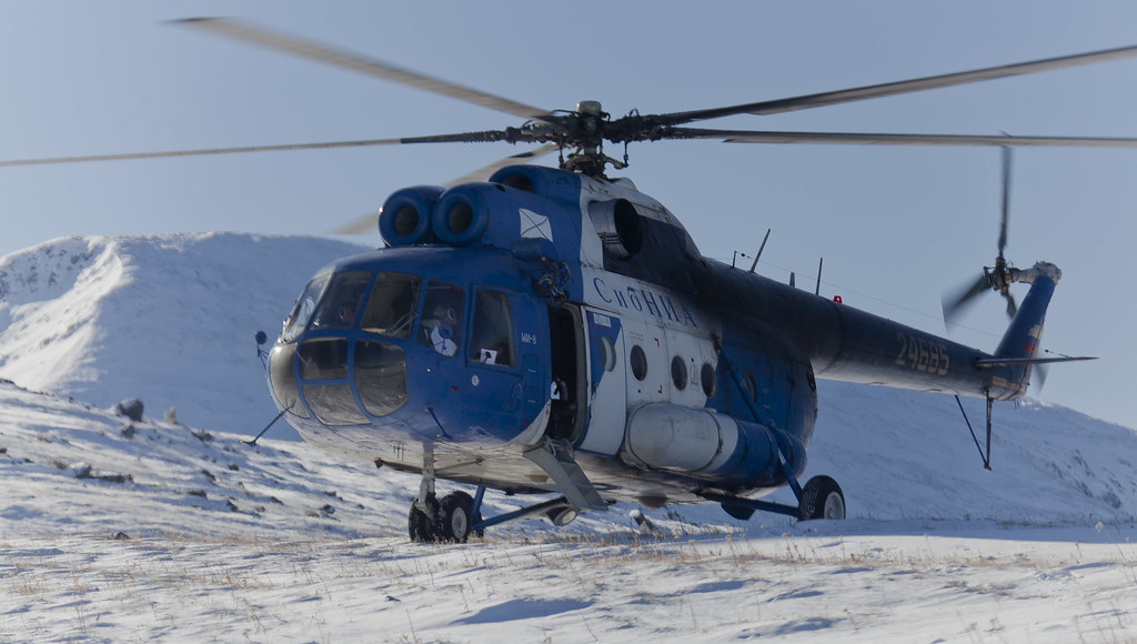 : Mi-8 in Altai mountains