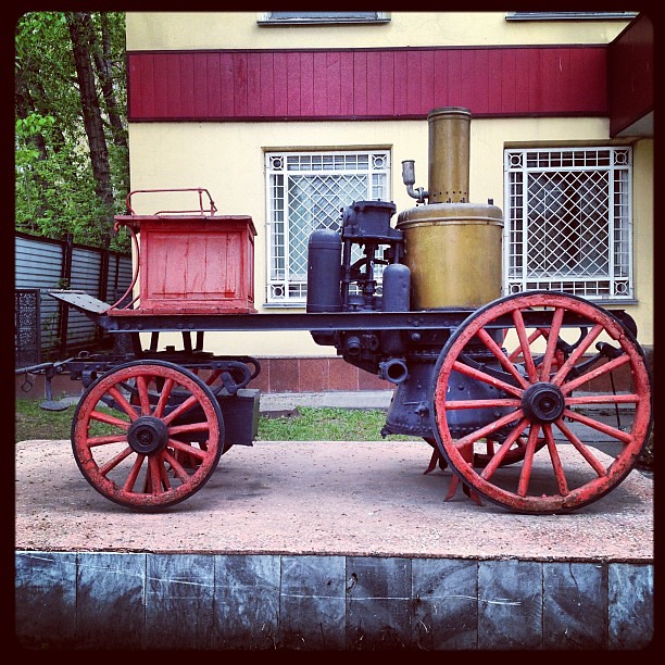 : Old fire-engine