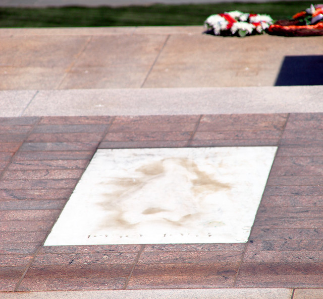Vault of the Korean War Unknown - Tomb of the Unknown Soldier - Arlington National Cemetery - 2012-05-19