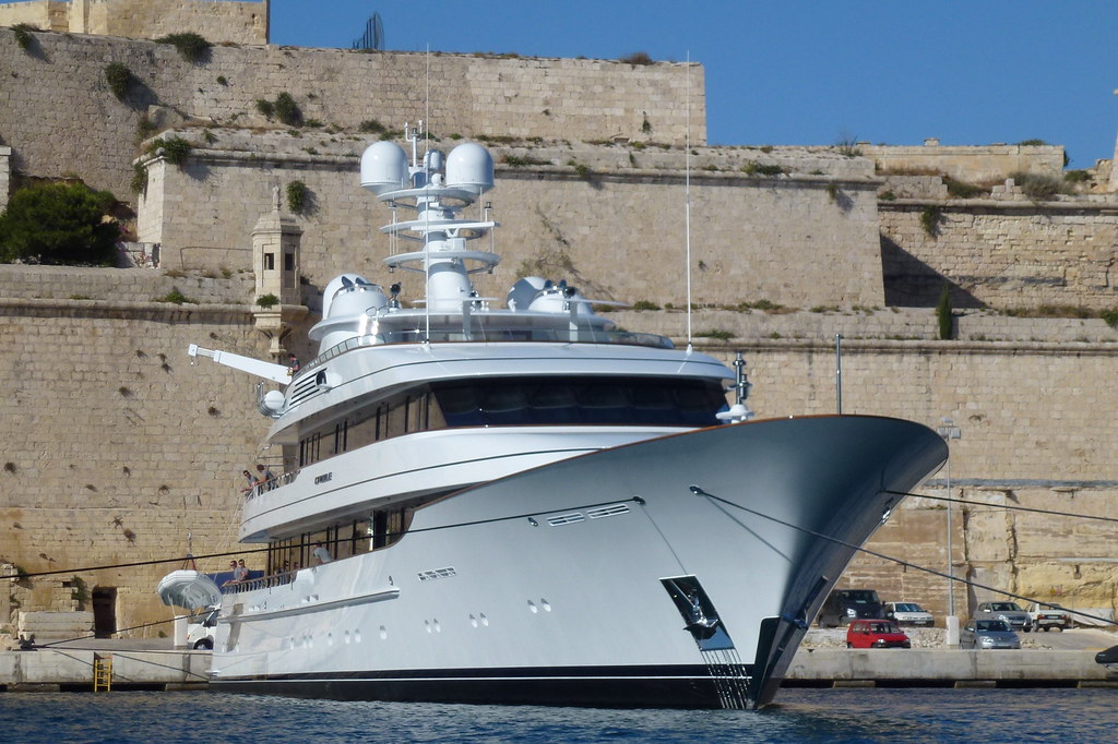 Drizzle (New 2012 Feadship)