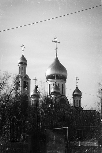    \ Cathedral of Saint George in Odintsovo ©  Valeri Pizhanski
