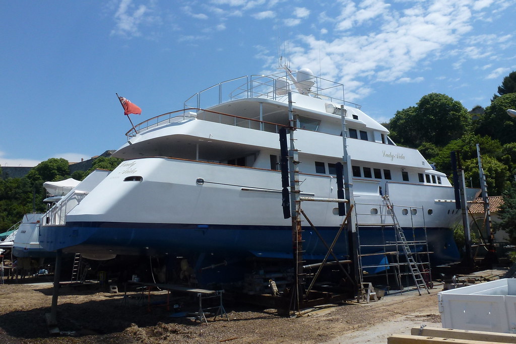 Lady Aida (Bugari Custom Yacht)