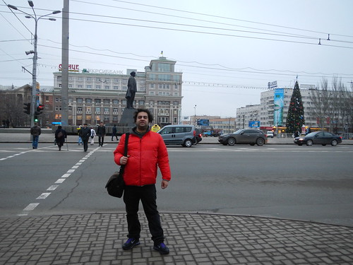 Lenin with background the Ukranian Bank ©  karpidis