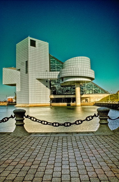ROCK AND ROLL HALL OF FAME Cleveland.jpg