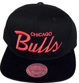 NBA Vintage Mitchell & Ness - CHICAGO BULLS Snapbacks Hats Cap Script Black Red
