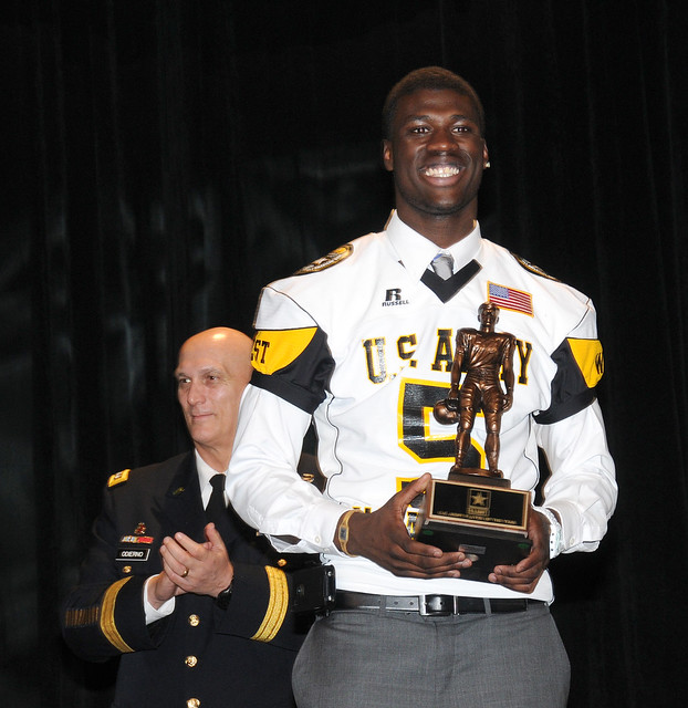 Dorial Green-Beckham Poses with Army Player of the Year Award