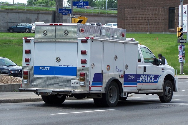 ontario canada truck ottawa police vehicle law mccord emergency lawenforcement ops canadianpolice opd f450 builtfordtough ottawapoliceservices ottawapolicedepartment ontariopolice ianmccord ianamccord