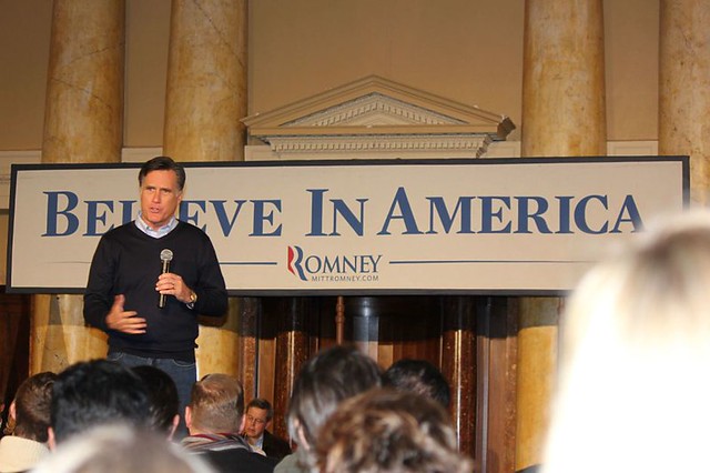 Romney campaigns in Iowa