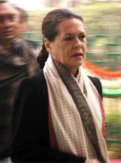 Sonia Gandhi at Congress day function in New Delhi (24)