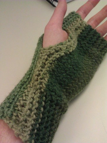 Fingerless mitts, palm side