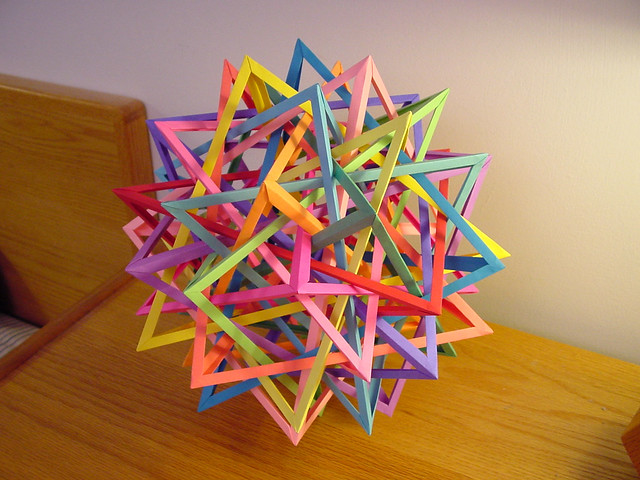 15 Interlocking Isosceles Tetrahedra: 3-Fold Axis