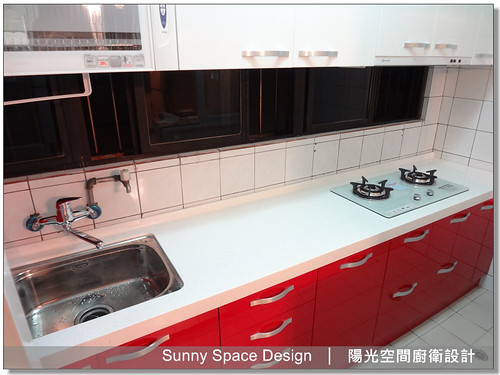 廚具工廠-隆義二路鄭先生5樓紅白配廚具-陽光空間廚衛設計06