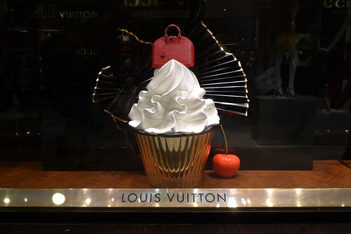 Vitrines Louis Vuitton - Paris & Amsterdam, février 2012