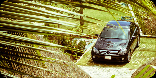 black car del sedan mexico riviera maya playa german mercedesbenz carmen luxury cclass c300 w204 worldcars entrylevel