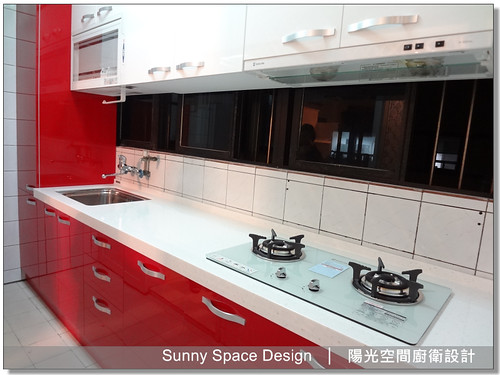 廚具工廠-隆義二路鄭先生5樓紅白配廚具-陽光空間廚衛設計05