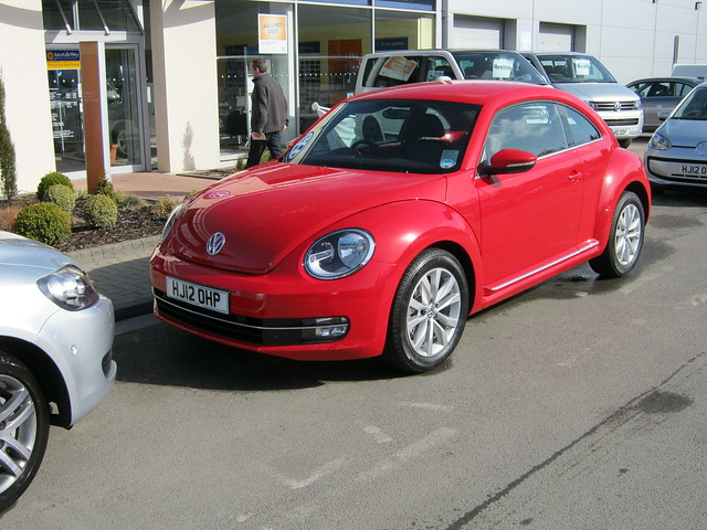 new vw volkswagen beetle 2012