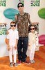 Travis Barker y sus hijos