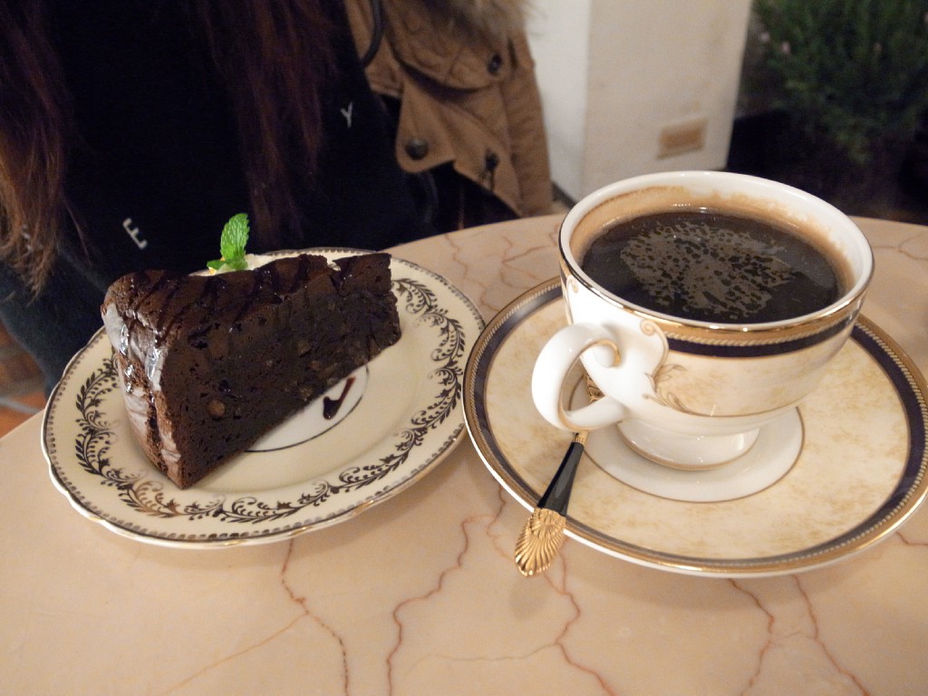 美式&巧克力蛋糕