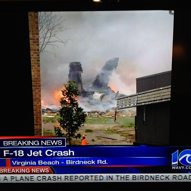 :( jet crash near us, in Virginia beach