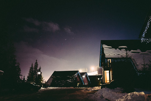 Winter night in Bukovel ©  Oleksii Leonov