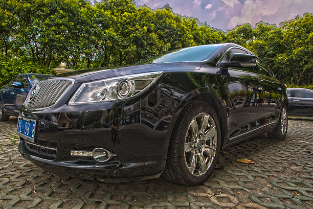 buick lacrosse hdr