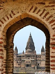 Palacios de Orchha • <a style="font-size:0.8em;" href="http://www.flickr.com/photos/92957341@N07/8725139876/" target="_blank">View on Flickr</a>