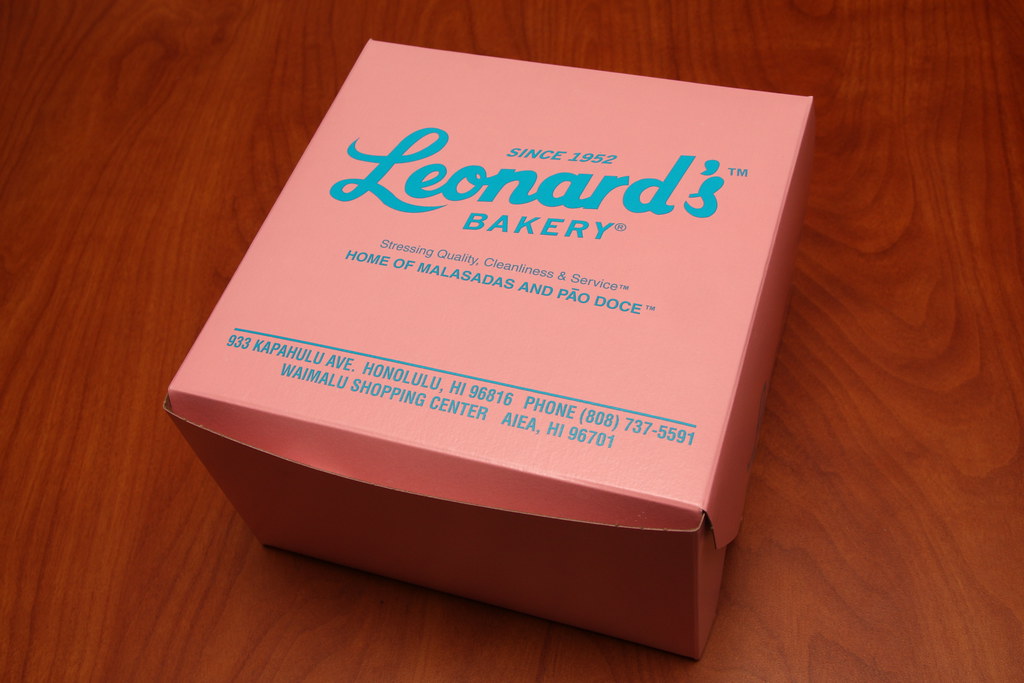 Leonard's BAKERY Box