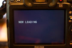 NOW LOADING