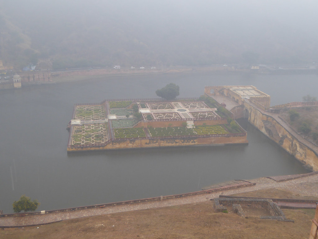 The gardens of Amber fort