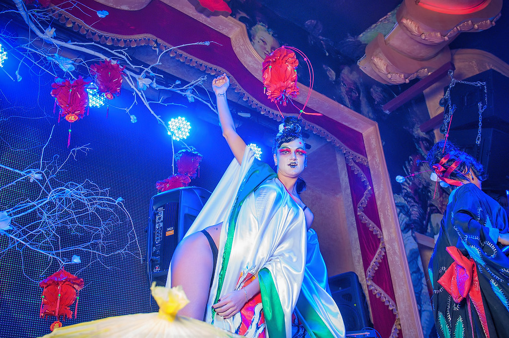 : Atlantic Night Club night of a Geisha show October 19 2013 http://atlantic-club.com.ua