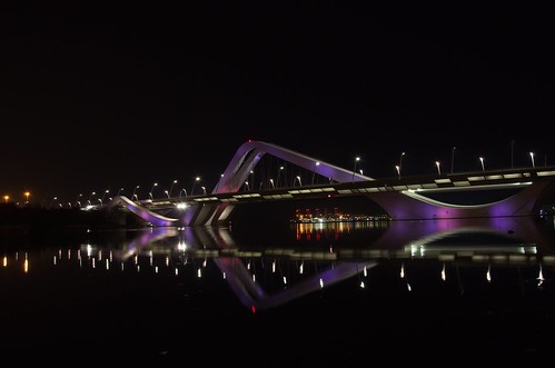 Sheikh Zayed Bridge 1 ©  Still ePsiLoN