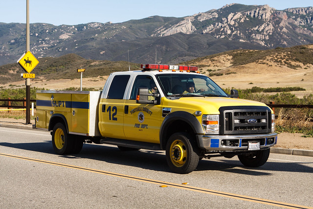 california county ca ford truck fire pickup 12 department ventura wildfire f450 superduty dosvientos supt vcfd springsfire