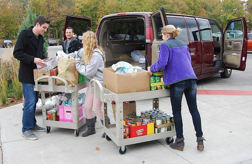 JJC honors students load donated food items into the van.