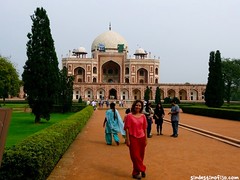 Humayun, jardines • <a style="font-size:0.8em;" href="http://www.flickr.com/photos/92957341@N07/8723232048/" target="_blank">View on Flickr</a>