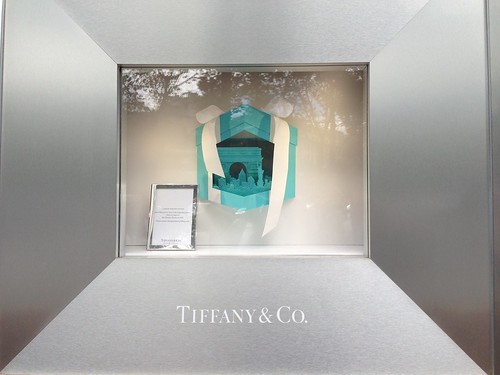 Vitrines Tiffany&Co sur les Champs Elysées - Paris, septembre 2013
