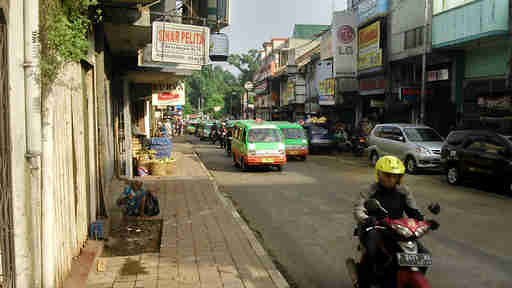 Jalan Suryakencana Bogor