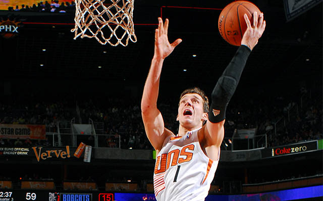 GORAN DRAGIC wants out of Phoenix, could Lakers, Knicks be next?